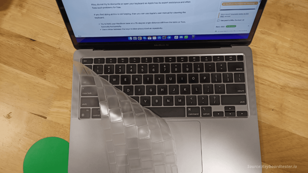 Klawiatura MacBooka nie działa? Oto FIX (Rozwiązany)