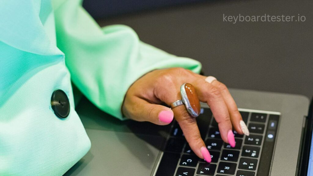 Best Keyboard for Long Nails - Buying Guide 2023