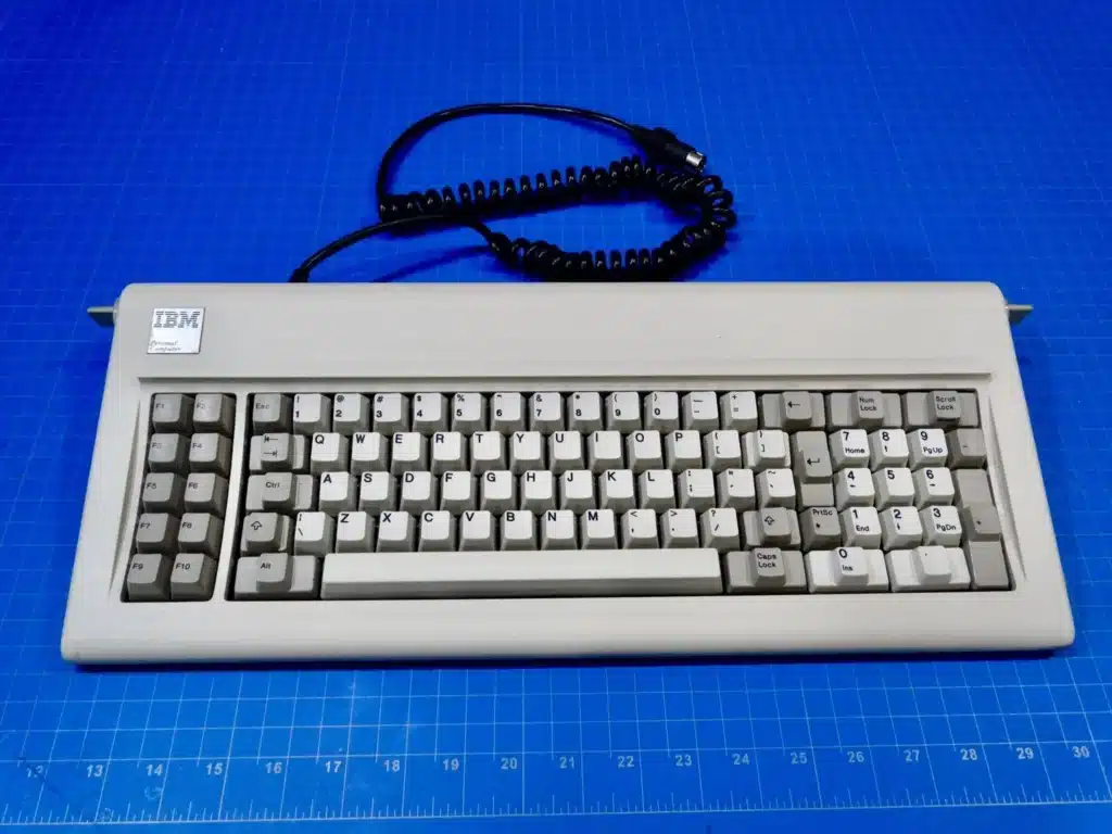 IBM/PC Keyboards